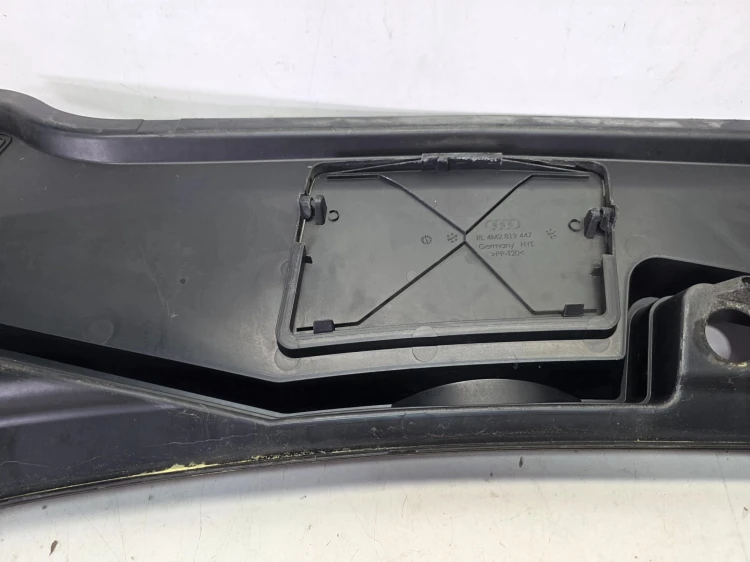 PODSZYBIE PLASTIKOWE AUDI Q7 4M 4M2819403 UK