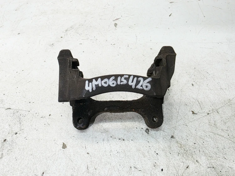 JARZMO ZACISKU HAMULCOWEGO PRAWY TYŁ AUDI Q7 4M 4M0615426 8760B