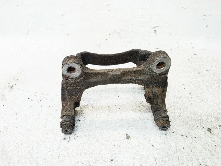 JARZMO ZACISKU HAMULCOWEGO LEWY TYŁ AUDI Q7 4M 4M0615425 8759B