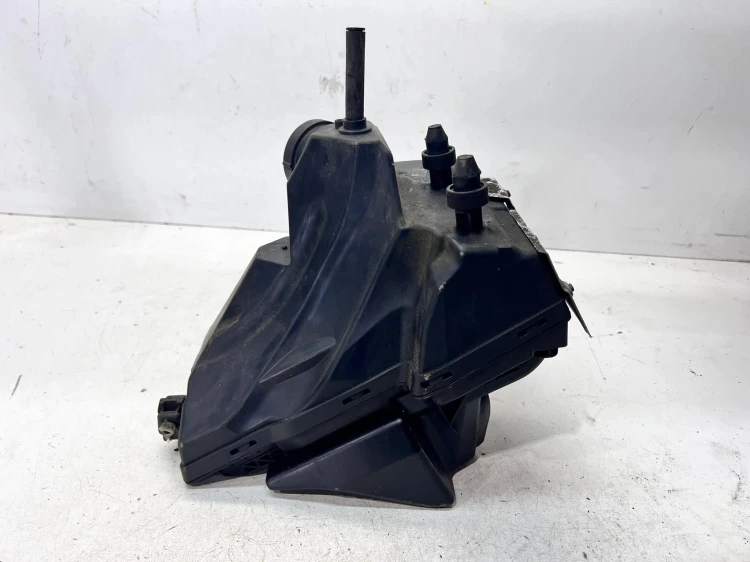 OBUDOWA FILTRA POWIETRZA AUDI A4 B8 A5 Q5 8R 8R0133837E 8R0133843C