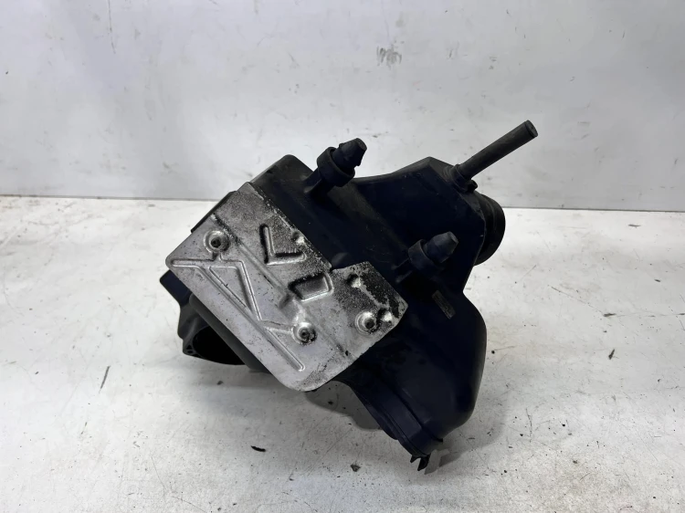 OBUDOWA FILTRA POWIETRZA AUDI A4 B8 A5 Q5 8R 8R0133837E 8R0133843C