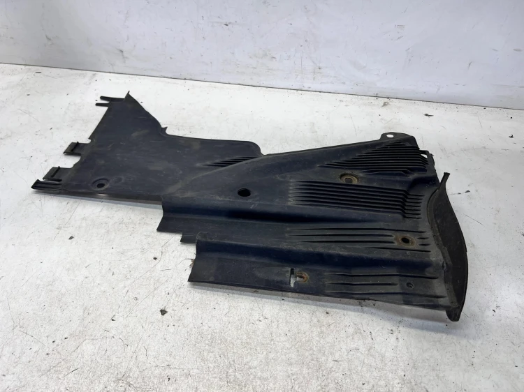 OSŁONA PŁYTA PODWOZIA PRAWY TYŁ AUDI A5 8T 8T8825216B ORYGINAŁ 100/26