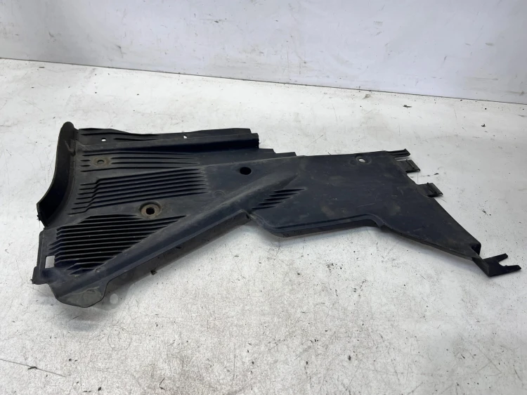 OSŁONA PŁYTA PODWOZIA PRAWY TYŁ AUDI A5 8T 8T8825216B ORYGINAŁ 100/26