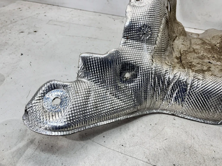 OSŁONA TERMICZNA AUDI Q7 4M 4M0863983L