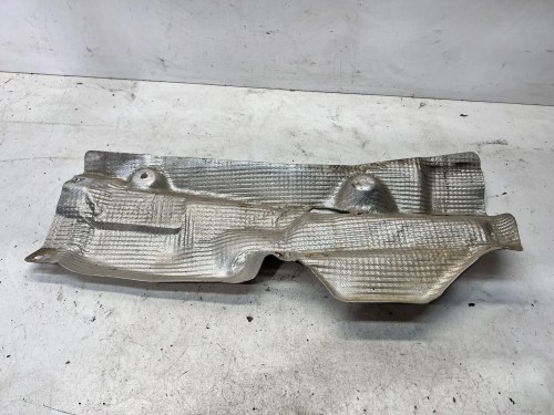 OSŁONA TERMICZNA AUDI Q7 4M 4M0825662J