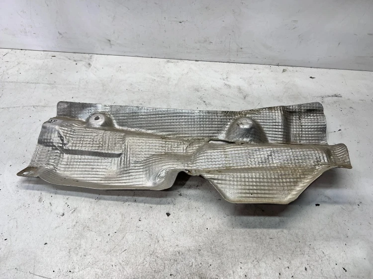OSŁONA TERMICZNA AUDI Q7 4M 4M0825662J