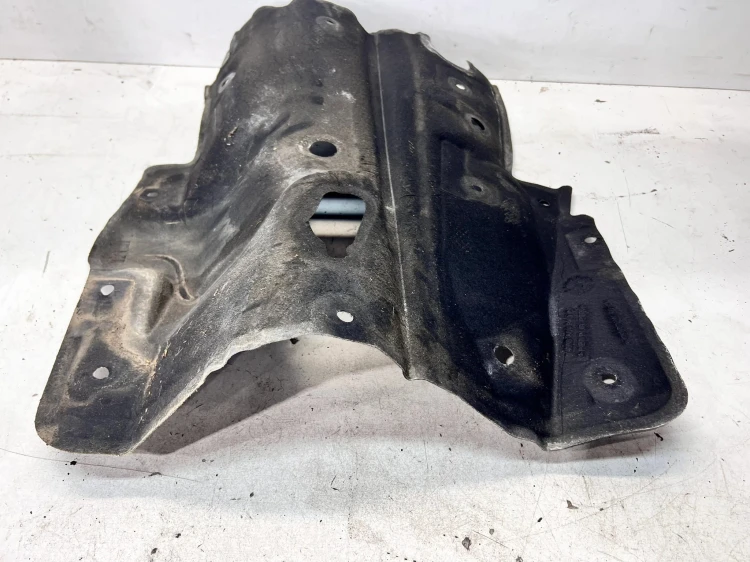 WYGŁUSZENIE SKRZYNI BIEGÓW AUDI Q7 4M 4M0864843E