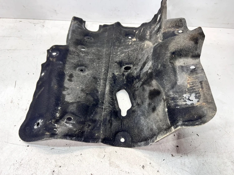 WYGŁUSZENIE SKRZYNI BIEGÓW AUDI Q7 4M 4M0864843E