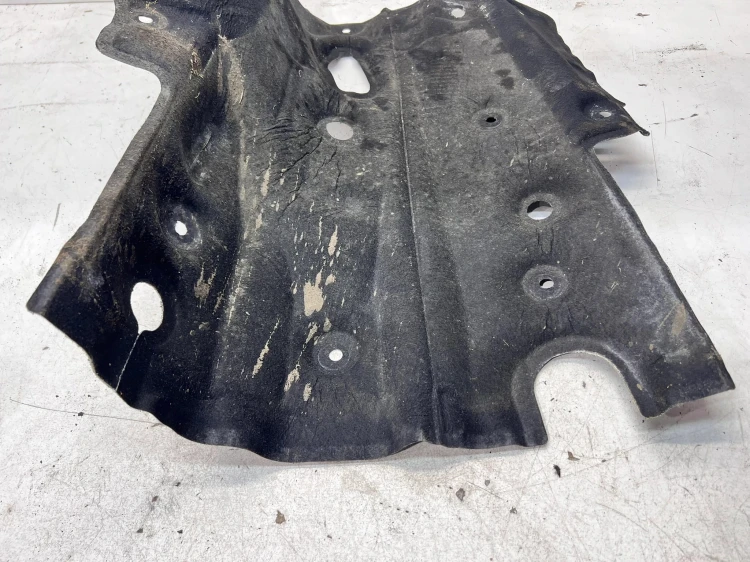 WYGŁUSZENIE SKRZYNI BIEGÓW AUDI Q7 4M 4M0864843E