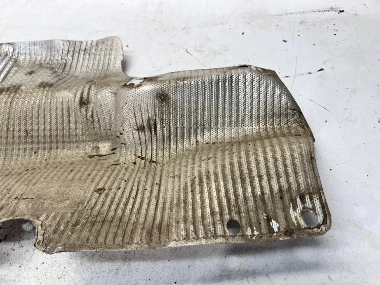 OSŁONA TERMICZNA WYDECHU AUDI Q7 4M 4M0825691F