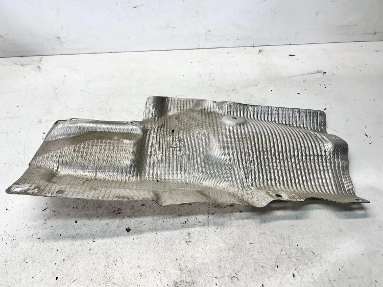 OSŁONA TERMICZNA WYDECHU AUDI Q7 4M 4M0825692D
