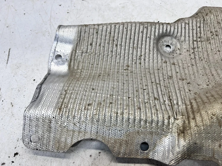 OSŁONA TERMICZNA WYDECHU AUDI Q7 4M 4M0825692D