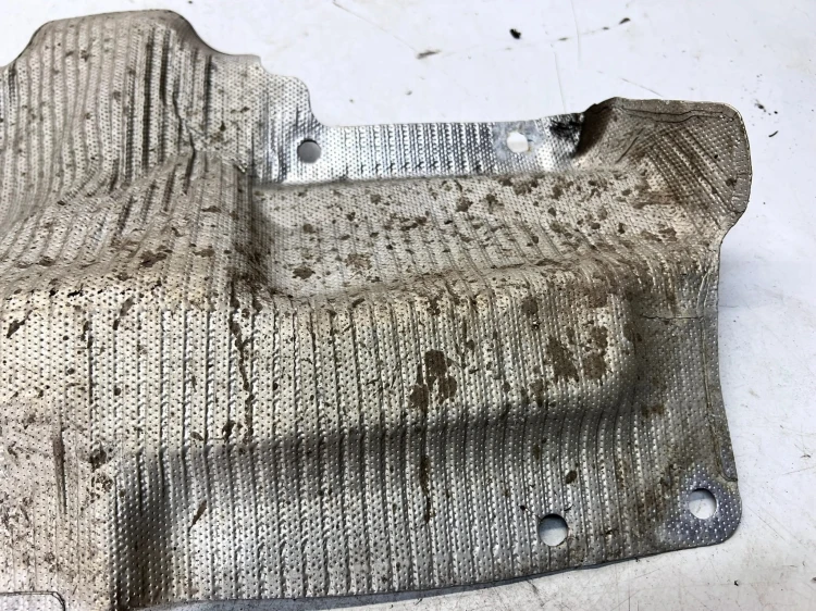 OSŁONA TERMICZNA WYDECHU AUDI Q7 4M 4M0825692D