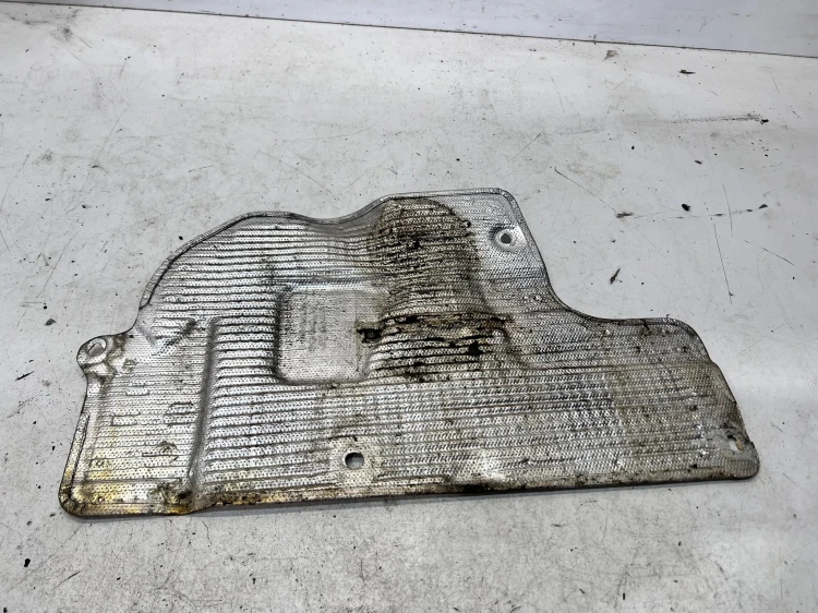 OSŁONA TERMICZNA WYDECHU AUDI Q7 4M 4M0825642E
