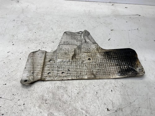 OSŁONA TERMICZNA WYDECHU AUDI Q7 4M 4M0825641E