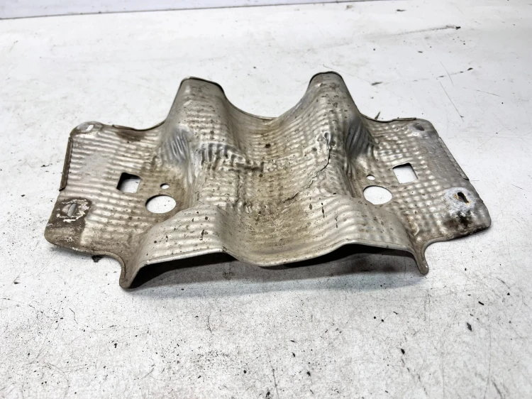 OSŁONA TERMICZNA WYDECHU AUDI Q7 4M 4M0521443C