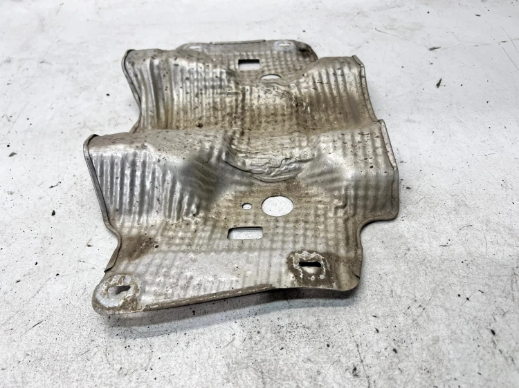OSŁONA TERMICZNA WYDECHU AUDI Q7 4M 4M0521443C