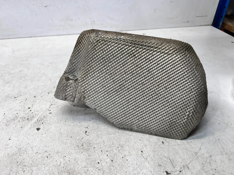 OSŁONA TERMICZNA KOMPRESORA AUDI Q7 4M 4M0616105E