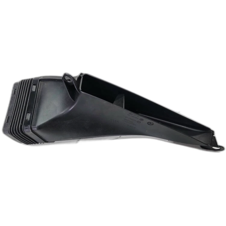 WLOT DOLOT POWIETRZA Z PASA PRZEDNIEGO AUDI A6 C8 4K0129520B
