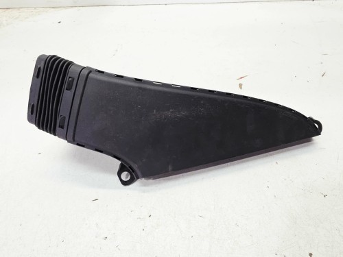 WLOT DOLOT POWIETRZA Z PASA PRZEDNIEGO AUDI A6 C8 4K0129520B