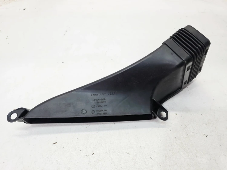 WLOT DOLOT POWIETRZA Z PASA PRZEDNIEGO AUDI A6 C8 4K0129520B