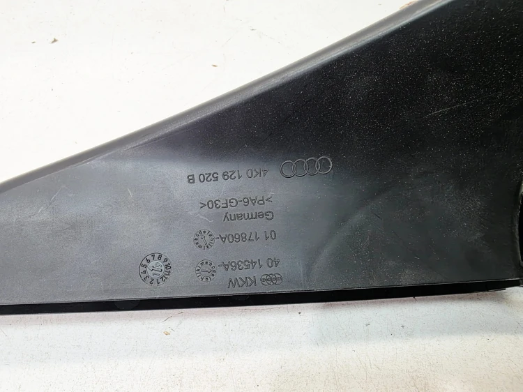 WLOT DOLOT POWIETRZA Z PASA PRZEDNIEGO AUDI A6 C8 4K0129520B