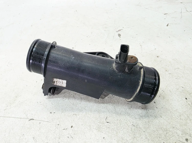 RURA WĄŻ INTERCOOLERA AUDI A6 C8 A7 3.0 TDI 4K0145673AD