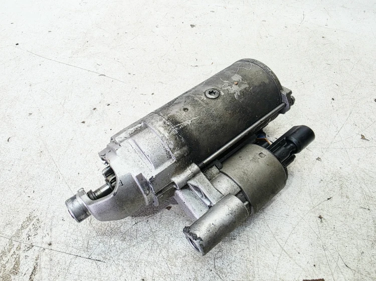 ROZRUSZNIK AUDI A6 C8 A7 A8 D5 3.0 TDI 057911022 11/26