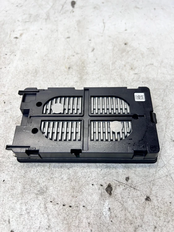 ŁADOWARKA INDUKCYJNA AUDI Q7 4M 4M0035502A