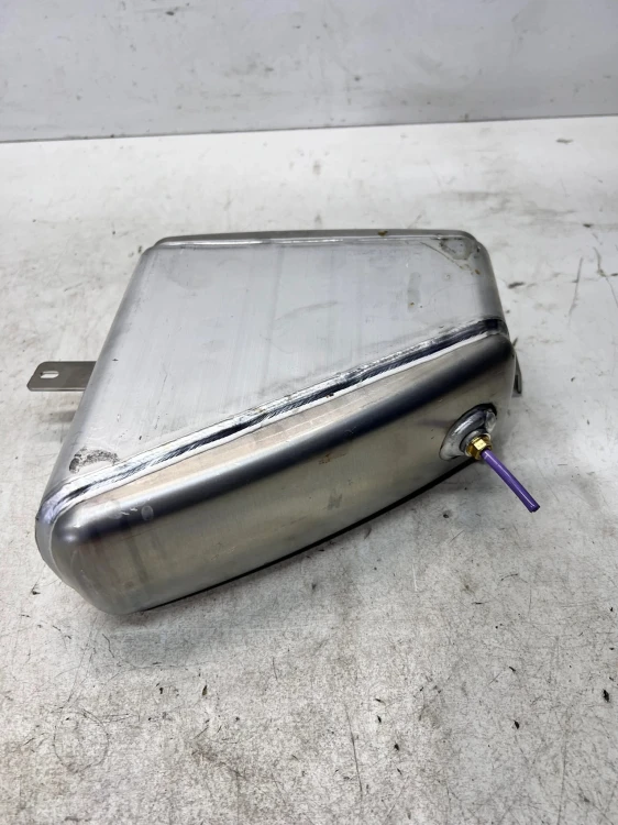 ZBIORNIK POWIETRZA ZAWIESZENIA PNEUMATYCZNEGO LEWY AUDI Q7 4M 4M0616203E
