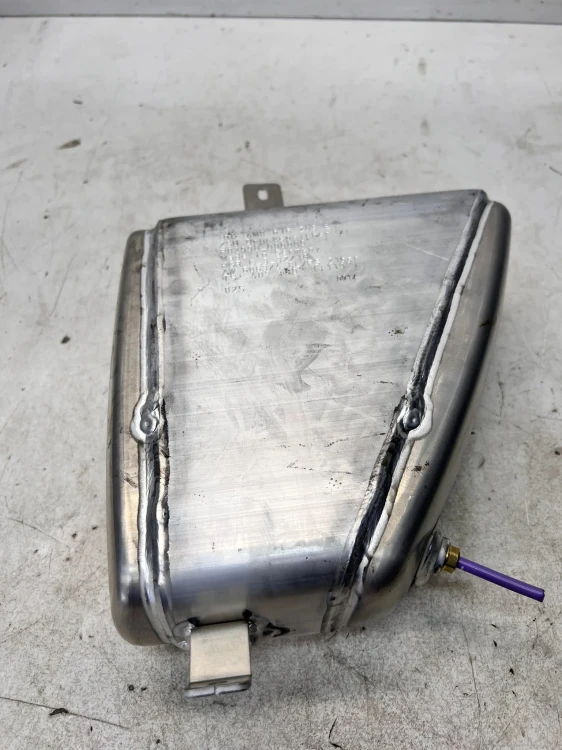 ZBIORNIK POWIETRZA ZAWIESZENIA PNEUMATYCZNEGO LEWY AUDI Q7 4M 4M0616203E