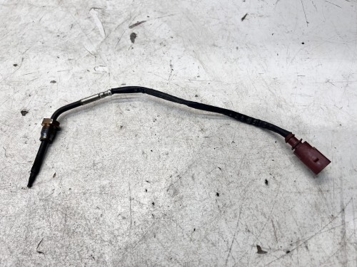 CZUJNIK TEMPERATURY SPALIN AUDI A6 C8 4M0906088AM