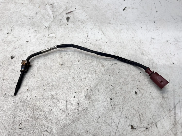 CZUJNIK TEMPERATURY SPALIN AUDI A6 C8 4M0906088AM