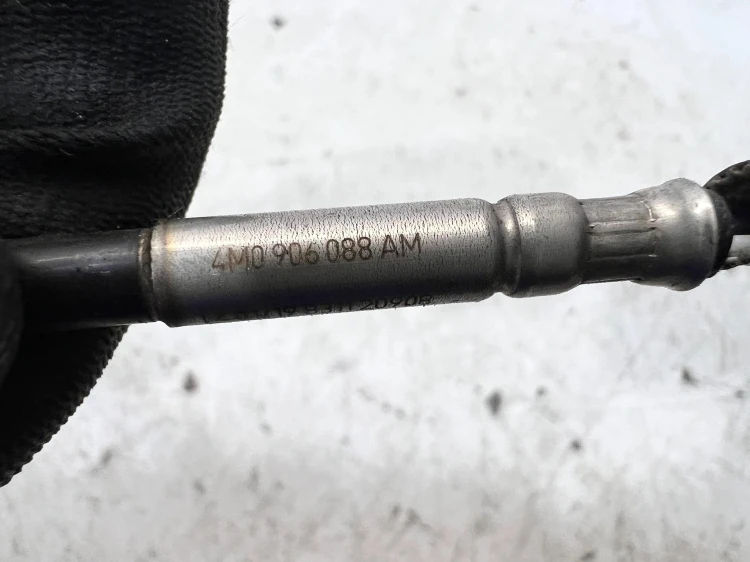 CZUJNIK TEMPERATURY SPALIN AUDI A6 C8 4M0906088AM