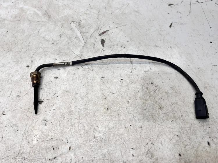 CZUJNIK TEMPERATURY SPALIN AUDI A6 C8 8W0906088AC