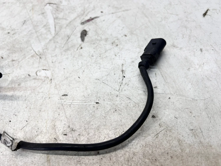 WTRYSKIWACZ WTRYSK PŁYNU ŚRODKA REDUKUJĄCEGO AUDI A4 A6 A7 Q5 4G0131113E