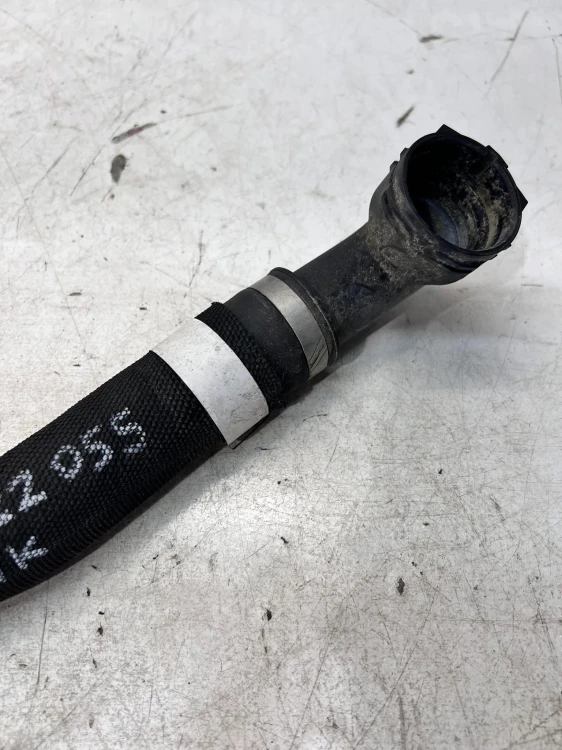 WĄŻ PRZEWÓD CHŁODNICY WODY AUDI A6 C8 4K0122055AK
