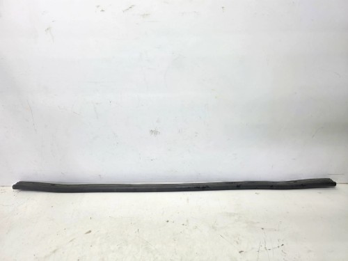 USZCZELKA KOMORY SILNIKA AUDI A6 C8 4K0823723