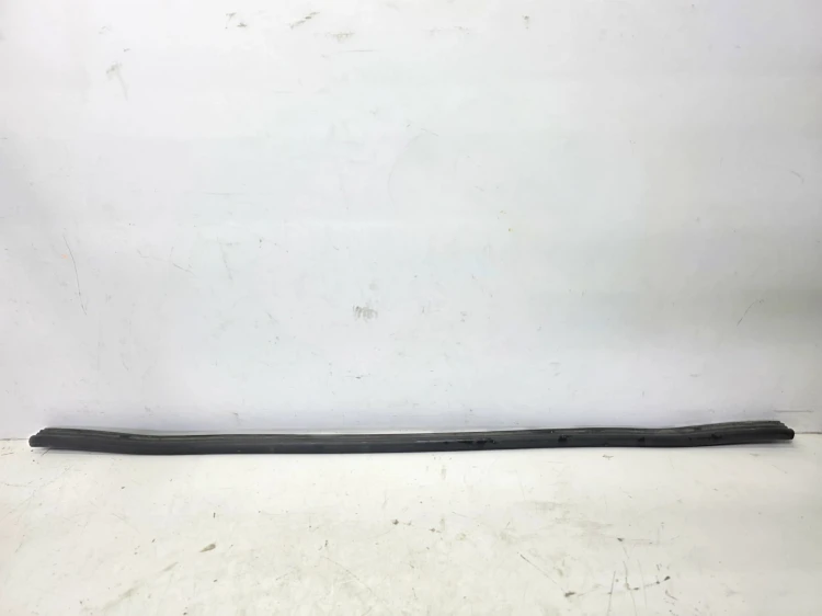 USZCZELKA KOMORY SILNIKA AUDI A6 C8 4K0823723