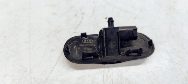 DYSZA SPRYSKIWACZA LEWA AUDI A4 B8 A5 8T0955987B