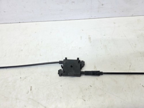 LINKA CIĘGNO OTWIERANIA MASKI AUDI A6 C8 4K0823531B