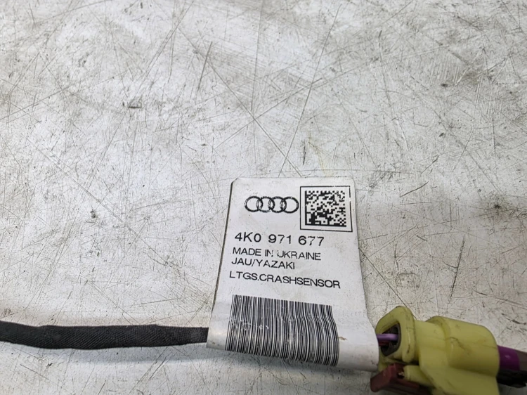 WIĄZKA PRZEWÓD CZUJNIKÓW UDERZENIOWYCH PRZÓD AUDI A6 C8 4K0971677