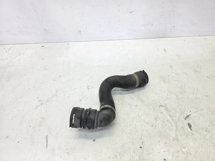 RURA WĄŻ PRZEWÓD CHŁODNICY WODY AUDI A6 C8 4K0122101BB