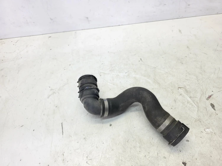 RURA WĄŻ PRZEWÓD CHŁODNICY WODY AUDI A6 C8 4K0122101BB