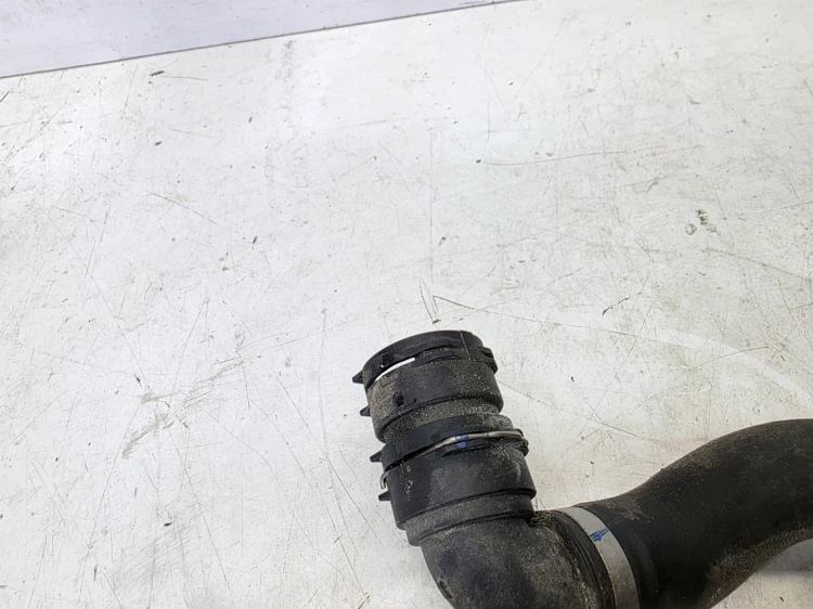 RURA WĄŻ PRZEWÓD CHŁODNICY WODY AUDI A6 C8 4K0122101BB