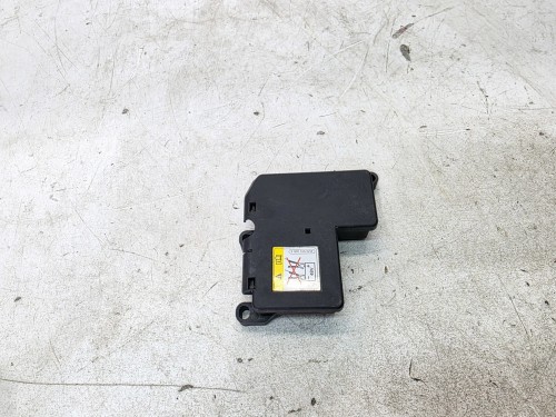 ROZDZIELACZ PRĄDU KLEMA AUDI A6 C8 4K0941828