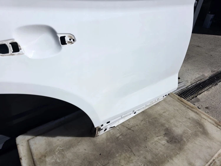 DRZWI PRAWY TYŁ AUDI Q5 FY 80A LY9C