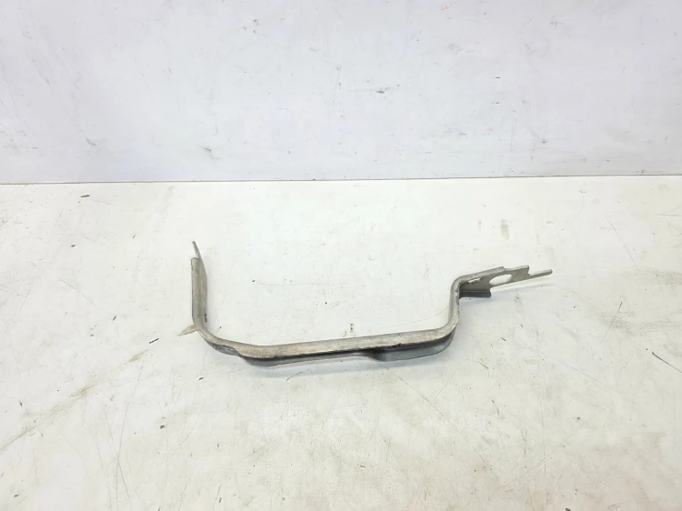 UCHWYT MOCOWANIE CHŁODNICY AUDI A6 C8 4K0807347B LEWE