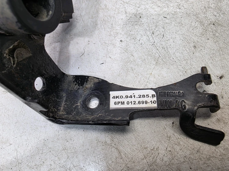 CZUJNIK POZIOMU POZIOMOWANIA ŚWIATEŁ AUDI A6 C8 4K0941285B 4K0907504A