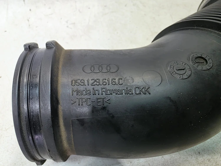 RURA SSĄCA POWIETRZA AUDI A6 C8 A7 4K 3.0 TDI 059129616C